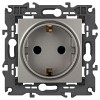 14-2102-16 Розетка ЭРА Elegance 14-2102-16 с заземлением 2P+E Schuko со шторками 16А-250В